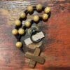 Różaniec drewniany